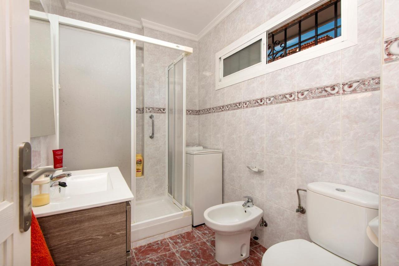 Apartamento Alef Apartment ตอร์เรโมลิโนส ภายนอก รูปภาพ