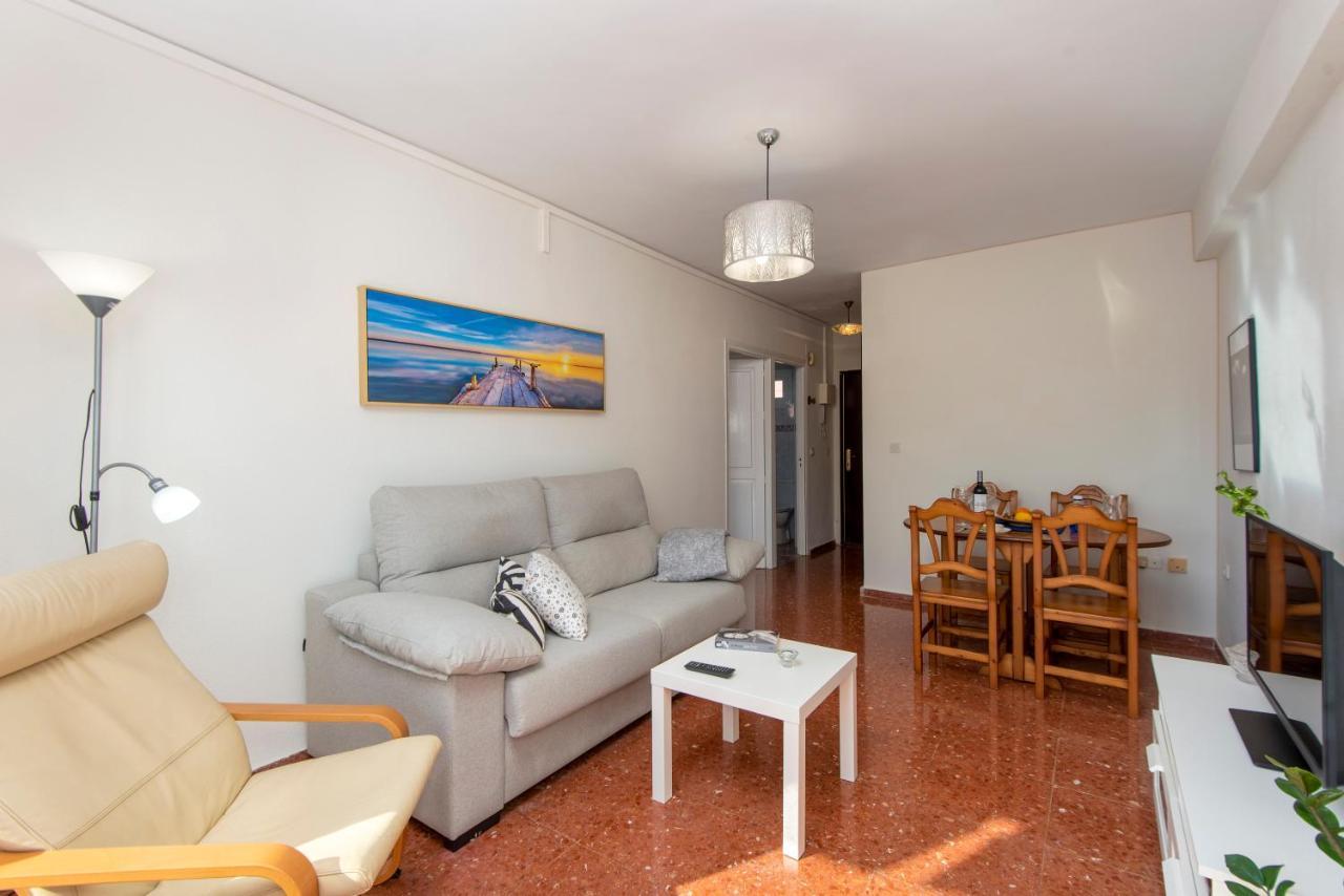 Apartamento Alef Apartment ตอร์เรโมลิโนส ภายนอก รูปภาพ